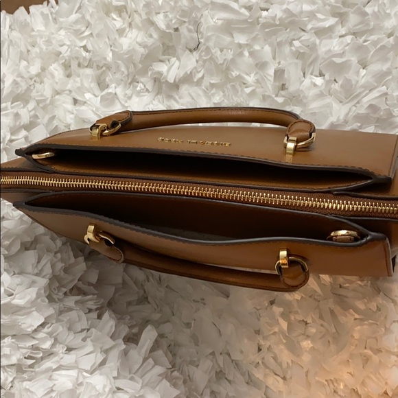 MICHAEL Michael Kors Ellis Lg Satchel Leather - Picture 4 of 14